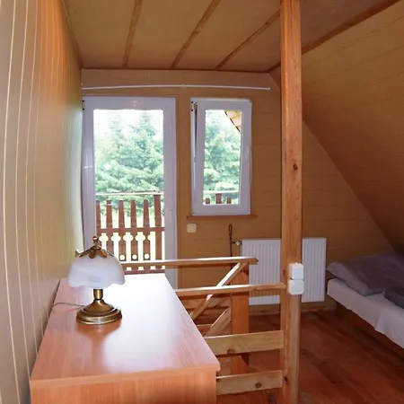Drewniany Domek W Ogrodzie - Pół Bliźniaka Domek alpejski *