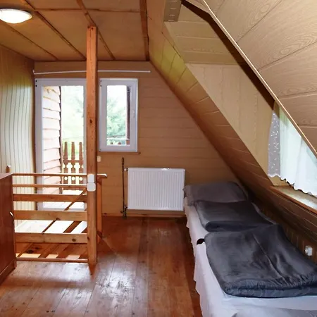 Drewniany Domek W Ogrodzie - Pół Bliźniaka Domek alpejski